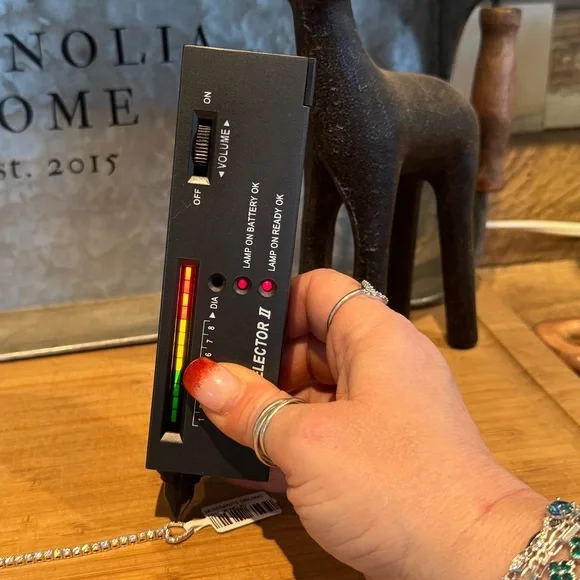 8 ctw moissanite heart clasp tennis bracelet - Picture 6 of 7